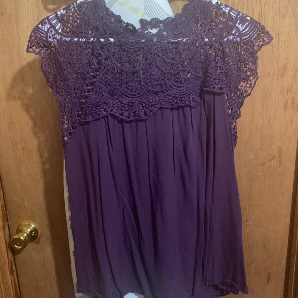 Entro Purple lace sleeve blouse